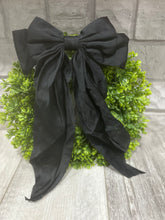 Load image into Gallery viewer, Vintage Hair Bows
