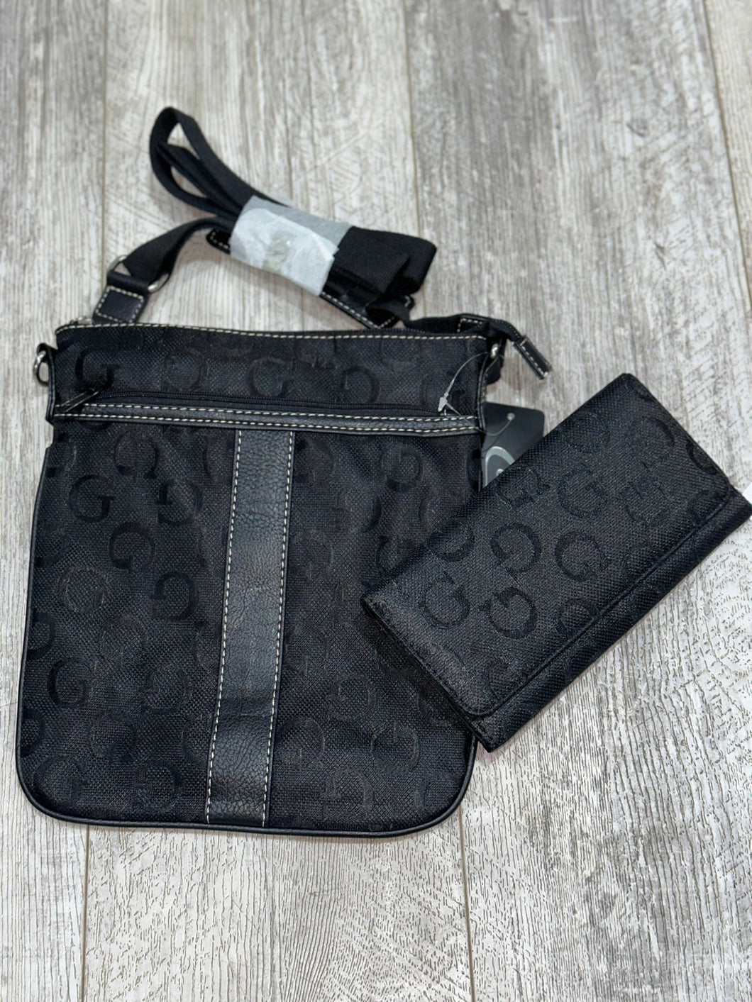 G Money Crossbody in Black