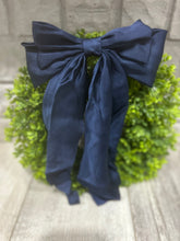 Load image into Gallery viewer, Vintage Hair Bows