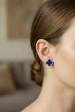 Load image into Gallery viewer, Clover Earrings