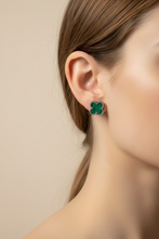 Load image into Gallery viewer, Clover Earrings