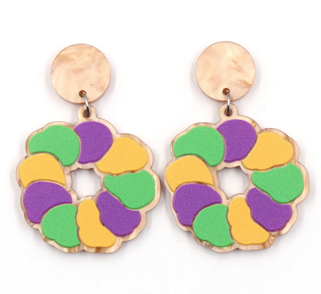 Dangle king cake earrings