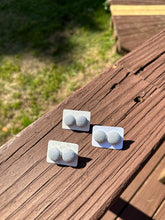 Load image into Gallery viewer, Show Stopping Stud Earrings